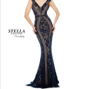 Beautiful Stella Couture Navy Lace Evening Gown!! Style #18001